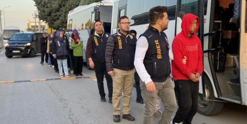 Bungalov dolandırıcılık şebekesi çökertildi