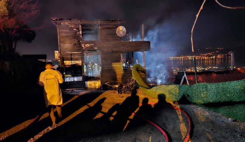 Bungalov yandı işletme sahibi öldü