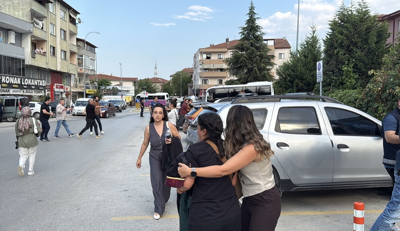 Bungalovdaki gizli kamera skandalında mahkeme çıkışı gerginlik