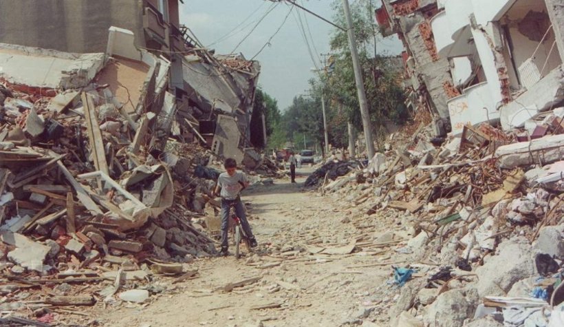 Büyük felaketin 21. yılı; Unutmadık, unutmayacağız....