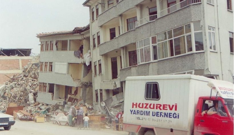 Büyük felaketin 21. yılı; Unutmadık, unutmayacağız....