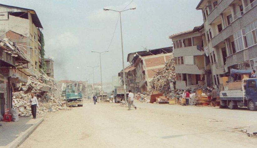 Büyük felaketin 21. yılı; Unutmadık, unutmayacağız....
