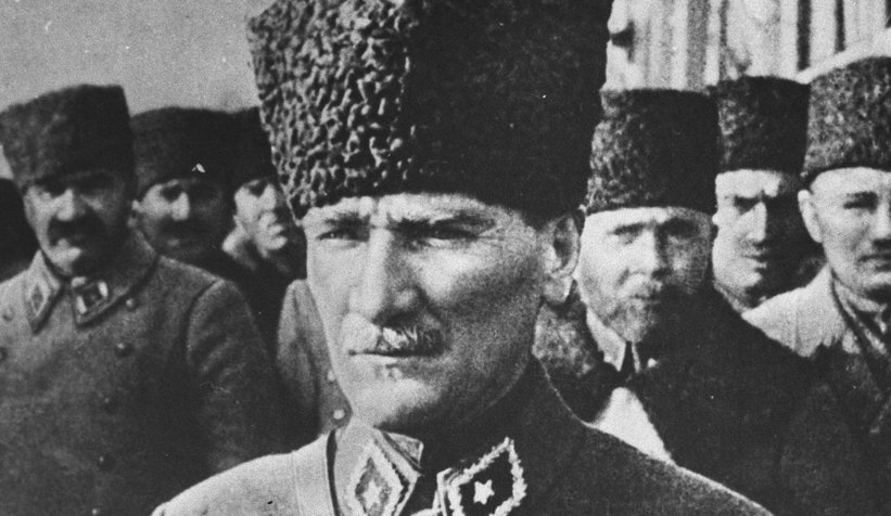 Büyük Önder Atatürk'ün ebediyete intikalinin 82'nci yılı