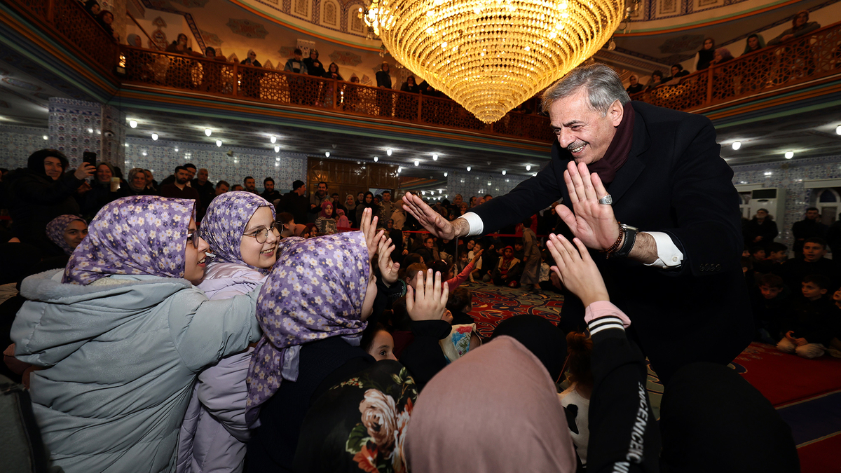 Büyükşehir, 16 ilçede 6 bin çocuğu Ramazan sevinciyle buluşturdu