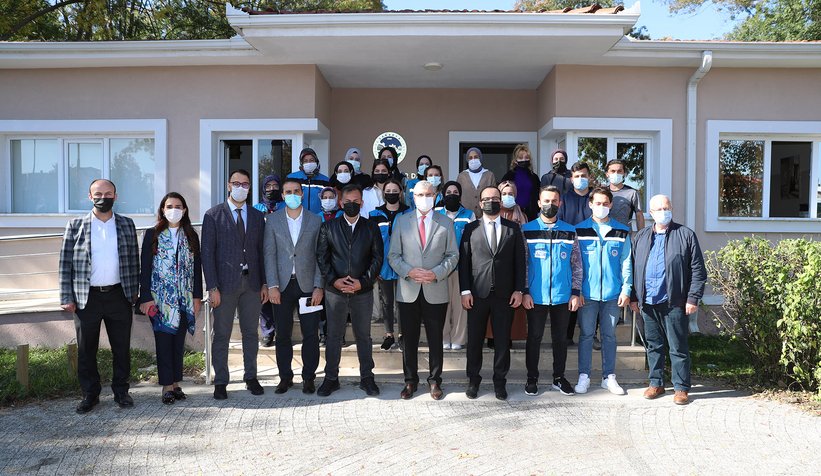 Büyükşehir, 4 binden fazla yaşlıya hizmet verdi