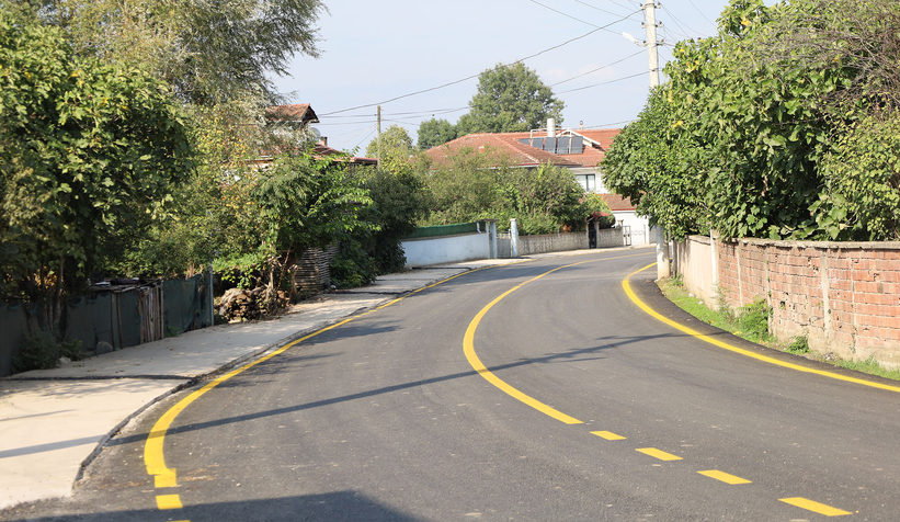 buyuksehir-akyazi-da-14-mahalle-yolunu-asfaltladi-baskan-alemdar-a-hizmet-tesekkuruzitxqkhmns