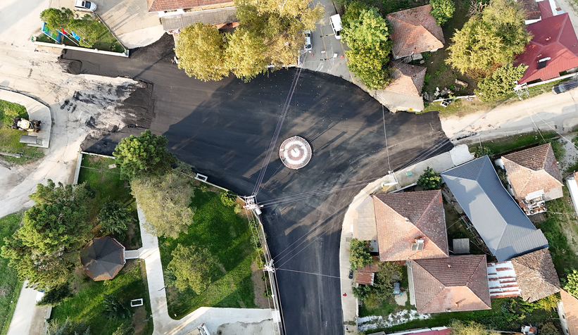 buyuksehir-akyazi-da-14-mahalle-yolunu-asfaltladi-baskan-alemdar-a-hizmet-tesekkuruzitxqkhmns