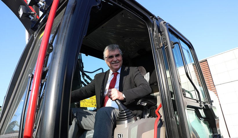 Büyükşehir araç filosunu güçlendirdi