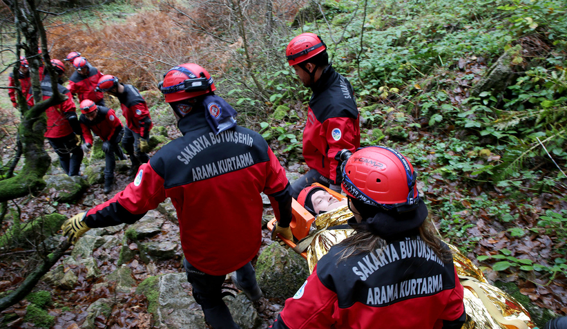 buyuksehir-arama-kurtarma-ekibinden-yaylada-tatbikatumnelzjmun