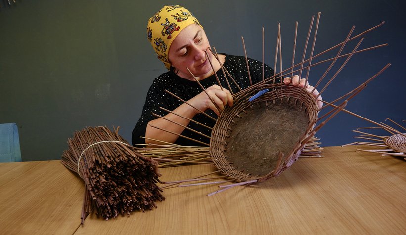 Büyükşehir atıklardan objeler üretiyor
