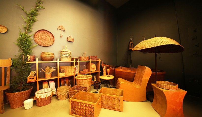 Büyükşehir atıklardan objeler üretiyor