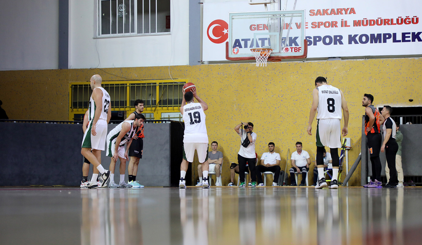 buyuksehir-basket-istanbuldan-zaferle-dondua2fys01qak