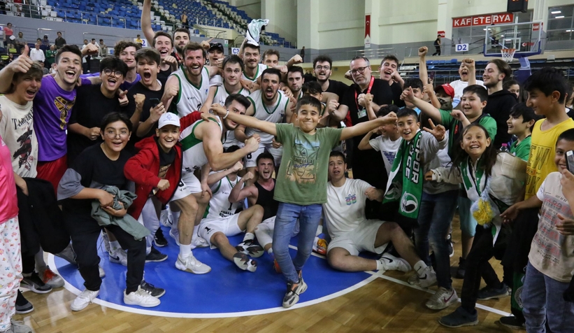 Büyükşehir Basketbol dolu dizgin