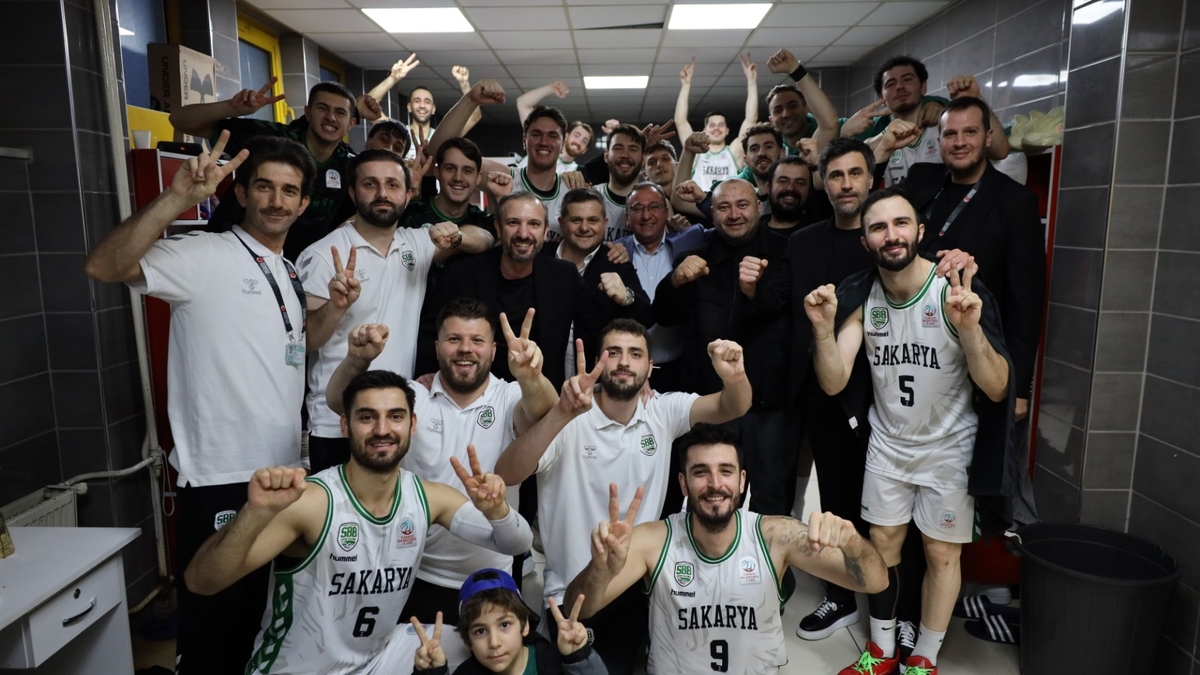 Büyükşehir Basketbol tarih yazıyor