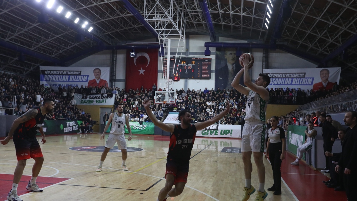 Büyükşehir Basketbol’dan farklı galibiyet