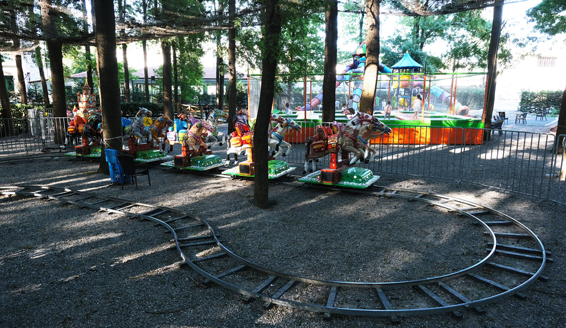 Büyükşehir bir lunaparkı daha hizmete açtı