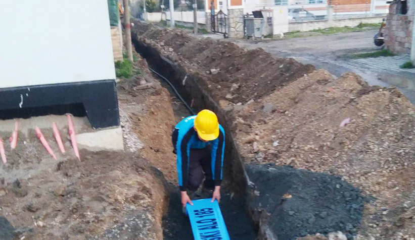 Büyükşehir'den Geyve'ye alt yapı yatırımı