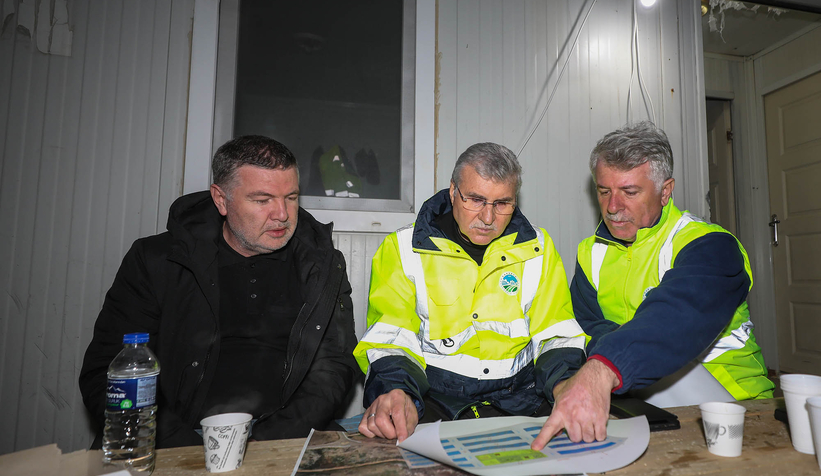 buyuksehir-depremzedeler-icin-gece-gunduz-mesaidedgpweu50em