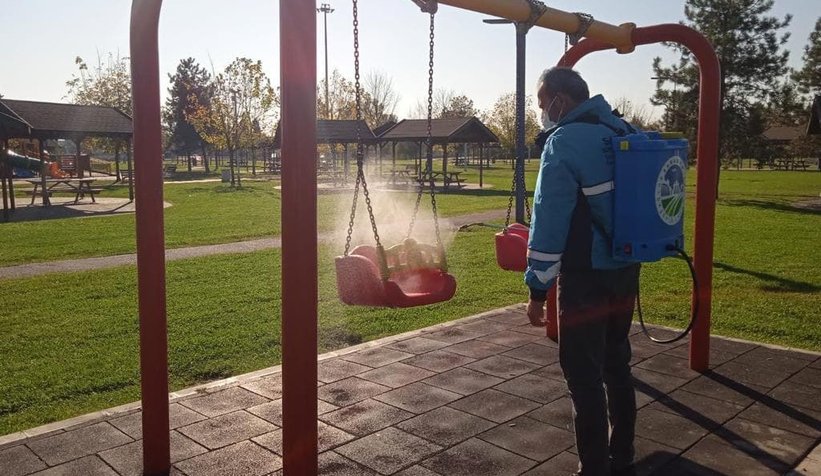 Büyükşehir dezenfekte çalışmalarını sürdürüyor