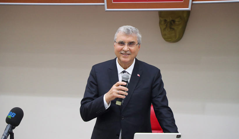 buyuksehir-ekibi-ve-ogrenciler-cark-caddesinde-yurudubtznzzhjwn