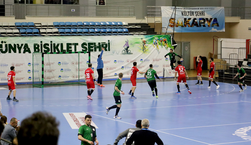 Büyükşehir evinde rüzgâr gibi esti: 46-29