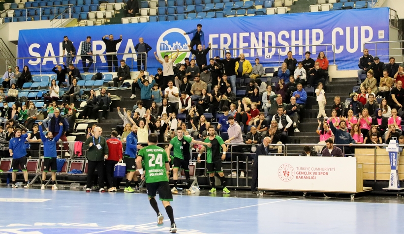 buyuksehir-hentbol-adini-finale-yazdirdinmrprjlqyk