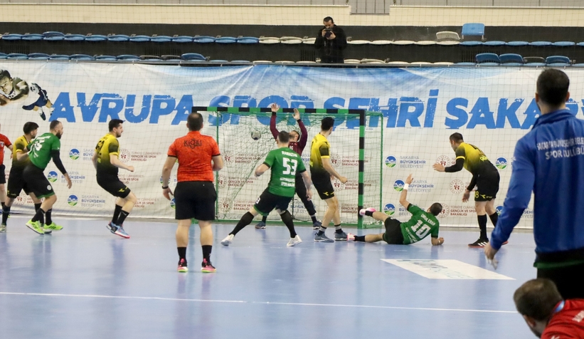 buyuksehir-hentbol-adini-finale-yazdirdinmrprjlqyk