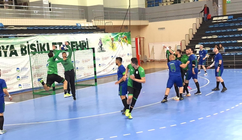 Büyükşehir Hentbol evinde rüzgâr gibiydi: 43-31