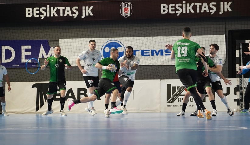 buyuksehir-hentbol-final-serisinin-ilk-macinda-maglup-oldutmurz0neww