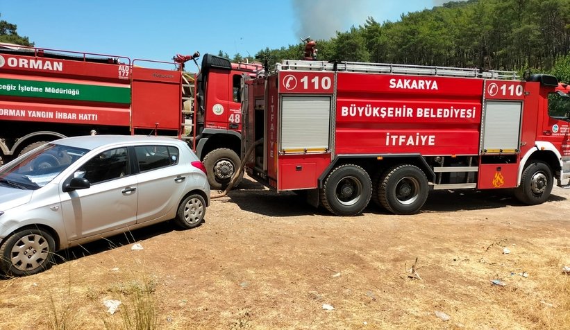 Büyükşehir İtfaiyesi Marmaris ve Manavgat’ta alevlere müdahale ediyor