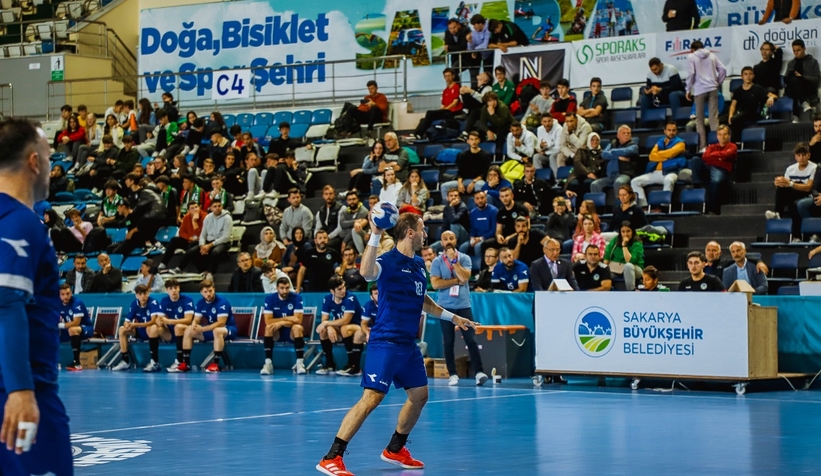 Büyükşehir İzmir’i rahat geçti