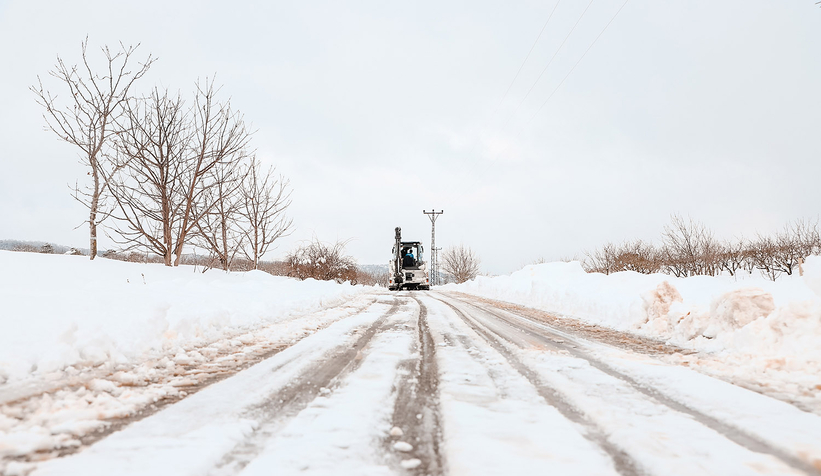 41 mahalle yolu ulaşıma açıldı
