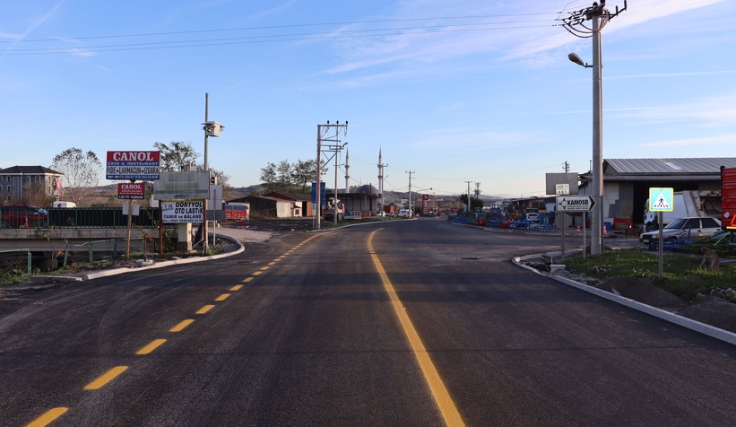 Büyükşehir Kaynarca’nın merkezini tablo gibi işledi