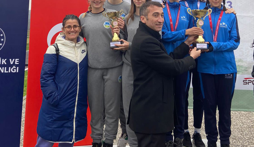  Büyükşehir kros takımı önemli başarıya imza attı
