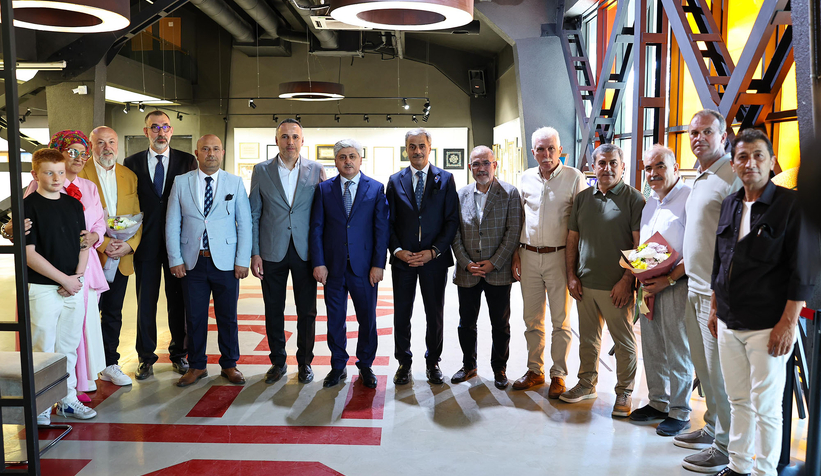 buyuksehir-kursiyerlerinden-sergizwqxc1j2yw