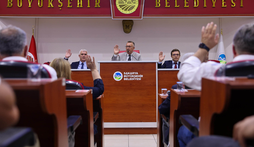 Büyükşehir meclisi toplandı