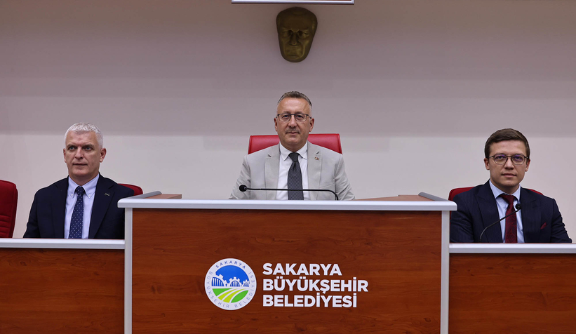 Büyükşehir meclisi toplandı