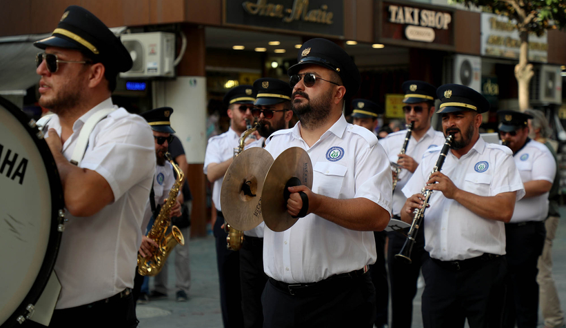 buyuksehir-orkestrasi-cark-ta-muzik-ziyafeti-sunduzet3d3lbzk