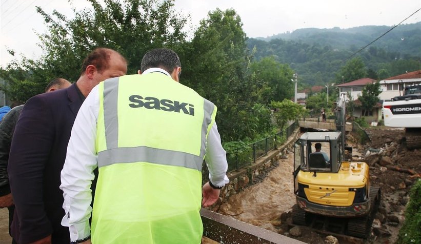 Büyükşehir sel bölgesinde yaraları sarıyor