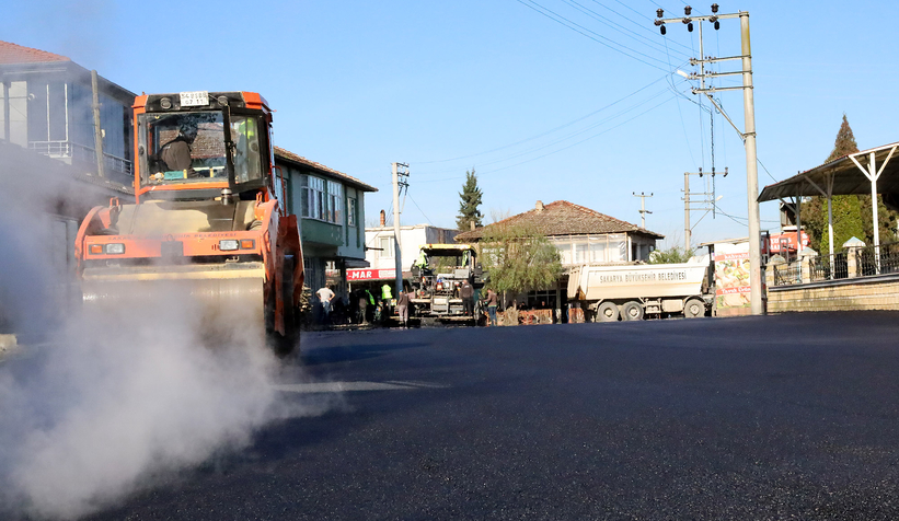 buyuksehir-seyhkoy-ve-caykislayi-sicak-asfaltla-bulusturduv2j0nwnpmh