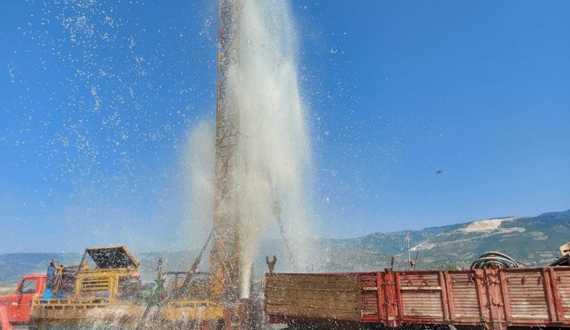 Büyükşehir sondaj çalışmalarını sürdürüyor