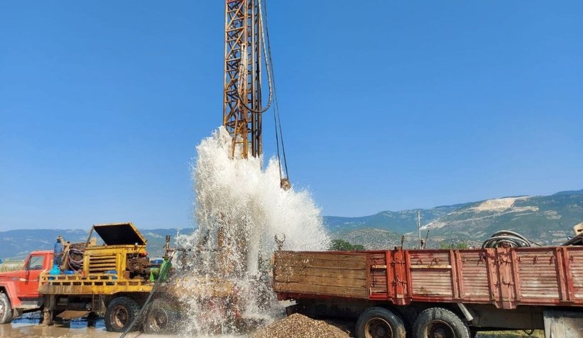 Büyükşehir sondaj çalışmalarını sürdürüyor