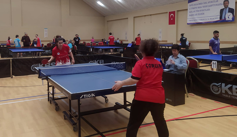 Büyükşehir sporcularından özel derece