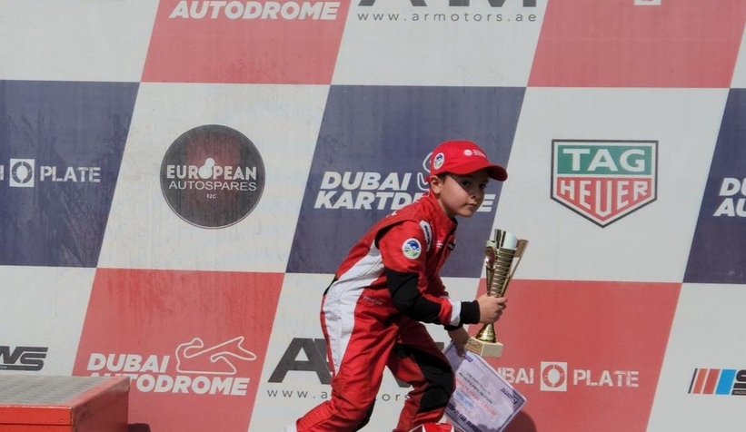 Büyükşehir sporcusu Dubai’den kupa ile döndü