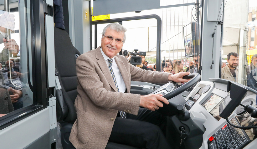 Büyükşehir toplu taşıma filosunu güçlendiriyor