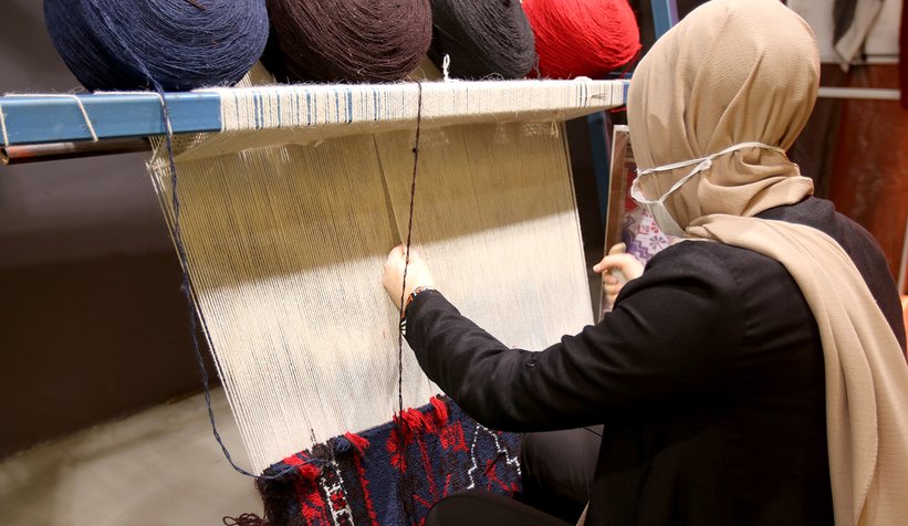 Büyükşehir Yağcıbedir halısı üretiyor