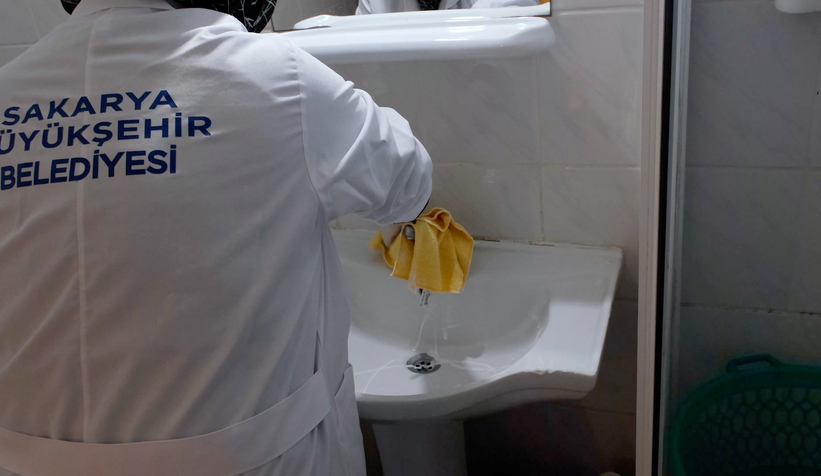 Büyükşehir yaşlılarımızın yanında