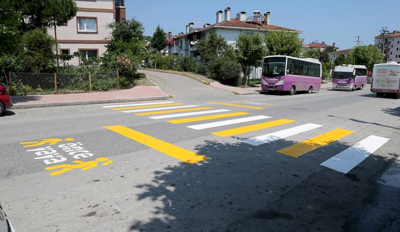 buyuksehir-yaya-gecitleri-ve-bordurleri-yeniliyorwujpqze3d1