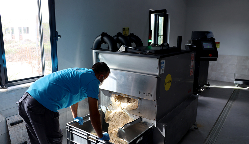 buyuksehir-yemek-atiklarini-mamaya-donusturuyorb1fpewvwyt