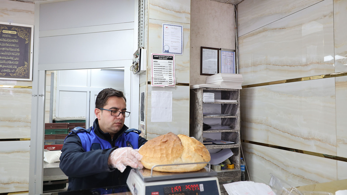 Büyükşehir Zabıtası Ramazan öncesi fırınları tek tek denetledi